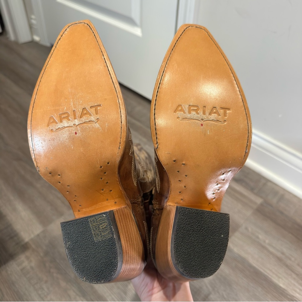 Ariat Casanova X Toe Western Cowboy Leather Boots in Shades of Grain - Picture 14 of 14